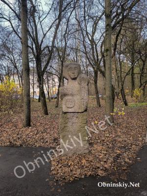 Скульптура "Материнство" в Обнинске