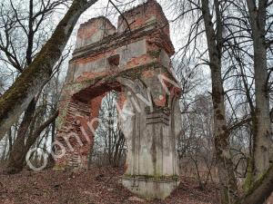 Церковь Рождества Христова на Рождественском погосте. Калужская область