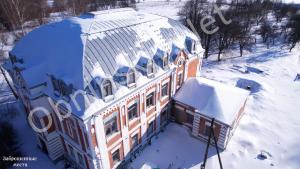 Заброшенная церковно-приходская школа, построенная в 1903 году. Урочище Запажье Жуковского района