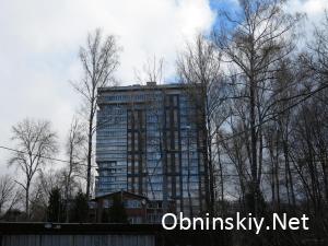 Жилой дом по ул. Кутузова, 23 на поселке Мирный после ветра 21.04.2018