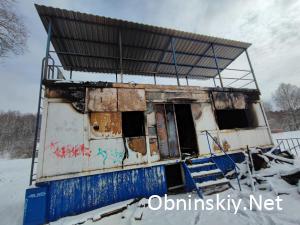 Спасательная станция на пляже после пожара Обнинск.