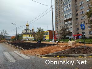 Обустройство новых остановок на Калужской идёт полным ходом