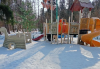 В Городском парке демонтируют старую детскую площадку